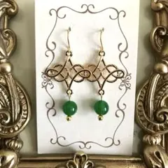 6717　ピアス　ゴールド　ハンドメイド　イヤリング交換可　天然石翡翠グリーン緑