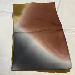 帯揚げ からし色　茶色　墨黒　グラデーションデザイン　フォーマル　カジュアル