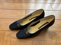 【美品】RIZ RAFFINÉE パンプス 22.5cm EE ブラック 日本製のサムネイル