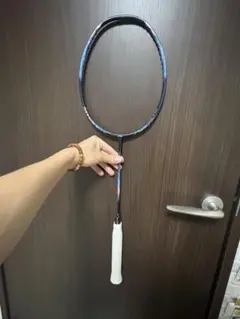 LI-NING バドミントンラケットのサムネイル