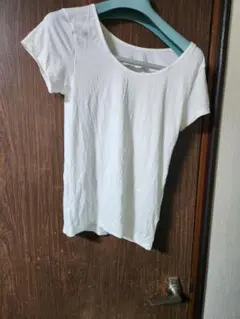 ホワイト クルーネック Tシャツ