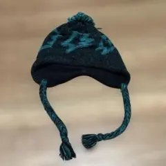 c1199 ダークグリーン ポンポン付きニット帽