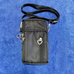 スマホショルダー　ハートチャーム