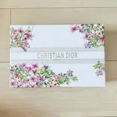 CHRISTIAN DIOR 花柄ギフトボックス