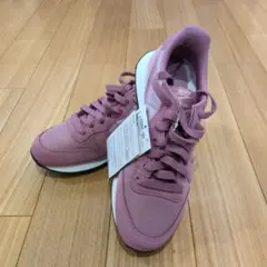 【新品】ナイキ　インターナショナリスト　ピンク　24.5