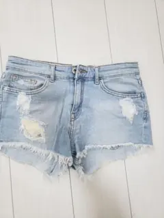 H&M　ショートパンツ
