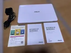 ASUS E203S ノートPC 白 箱付 AC付 動作品
