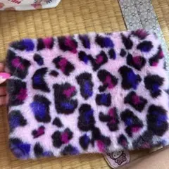 アグ ファーポーチ レオパード柄