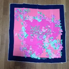 レオナールスカーフ