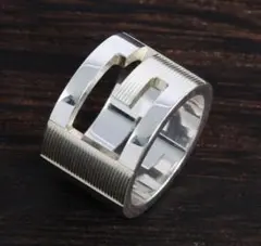 新品GUCCI グッチ シルバーリング