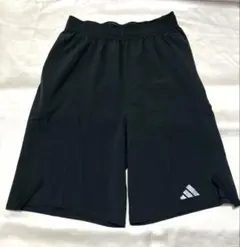 新品同様　アディダス　ハーフパンツ ユニセックスXS 黒長目