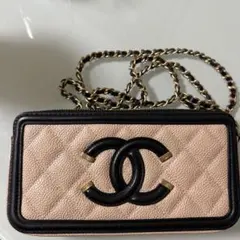 CHANEL スマホショルダーバッグ キャビアスキンのサムネイル