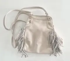 ROSE BUD 2wayバッグ　オフホワイト　ショルダーバッグ リュック