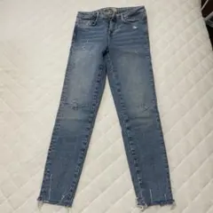 ライトブルースキニーデニム　ZARA