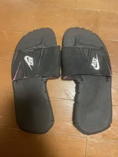 Nike ビーチサンダル ブラック レッド