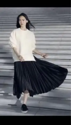 ユニクロ セオリー プリーツラップスカート