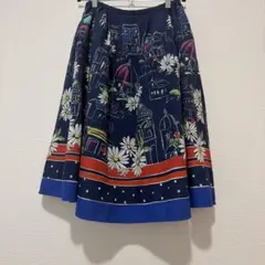 花柄ネイビーフレアスカート