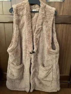 ベージュ ファー ベスト