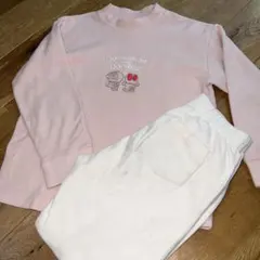 UNIQLO ドラえもんピンクのフリースパジャマセット　140センチ