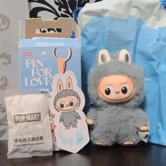 ☆*！様 【正規品】LABUBU ラブブ PIN FOR LOVE W