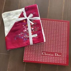未使用ですが難ありです⭐︎クリスチャンディオール　ハンカチ2枚　オールド　Diorのサムネイル