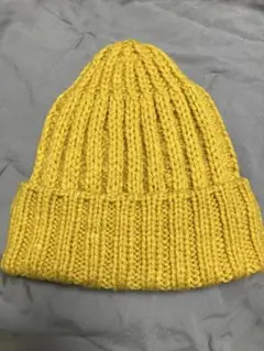 ハンドメイド・マスタードイエローのニット帽…大人用