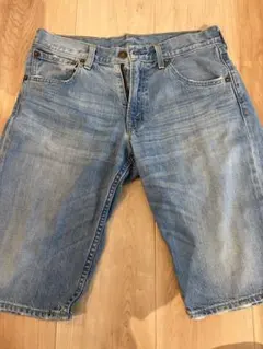 Levi's ライトブルー ショートパンツ