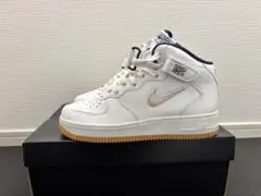 NikeAirForce 1 Mid NYC 