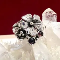 ヴィンテージデザインアクセサリーリング指輪シルバー花フラワー遺品整理生前整理