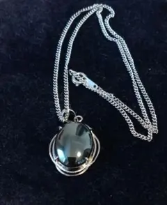 黒色 ペンダントネックレス