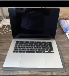Apple MacBook Air (M2, 2023) 15.3インチ