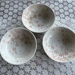 桜模様の陶器ボウルセット3枚