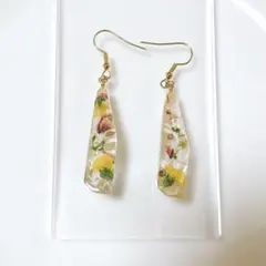 レジン★秋冬くすみカラー お花ピアス フック ドライフラワー ハンドメイド