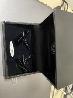 スワロフスキー　カフスボタン