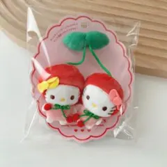 【新品未使用】サンリオ 春色 さくらんぼマスコット ハローキティ