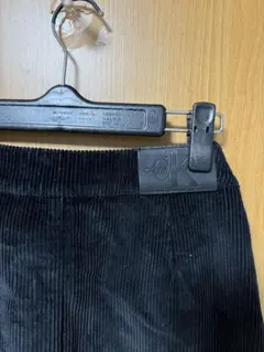 CALVIN KLEIN JEANS コーデュロイブラックミニスカート