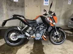 KTM DUKE 200のサムネイル