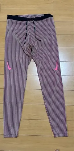 ナイキ　エアロスイフト　ロングタイツ