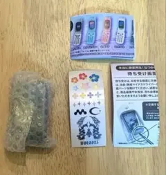 ガチャガチャ　なつかしのガラケー　マスコット～＋プラス　ブラック