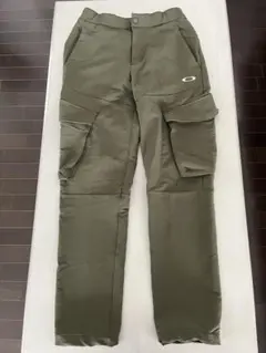 OAKLEY PUMA ゴルフパンツ 2本セット サイズ注意 - メルカリ