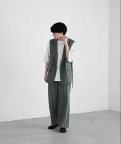 セレグランテ　ベルテッドダブルジレ　セットアップ