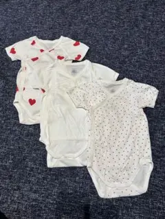 ★ 6月上旬に出品停止予定様専用★プチバトー　ベビー肌着 3枚セット ハート