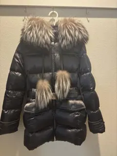 PRADA グレーダウンジャケット フォックスファーフード付き