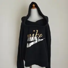 NIKE パーカー ブラック ゴールド シルバーロゴ