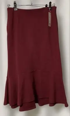 (新品タグ付き)UNIQLOミラノリブスカートレッドLサイズ土日限定