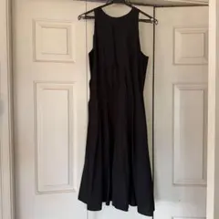 黒 ノースリーブワンピースのサムネイル