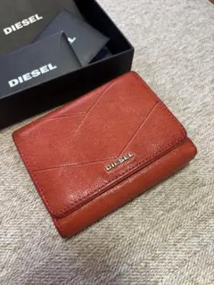 DIESEL 三つ折り財布 本革 サーモンピンクのサムネイル