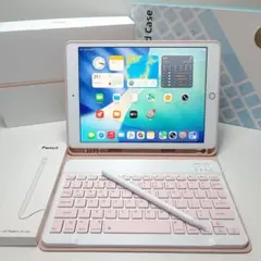 iPad 第8世代 Wi-Fi 32GB ケースとキーボード、タッチペン - メルカリ