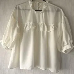 最終値下げ【美品】VIS ビス　バックリボンフリルブラウス　半袖のサムネイル