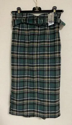 しまむら　タイト　ベルト付き　チェックスカート　未使用　最終値下げです！